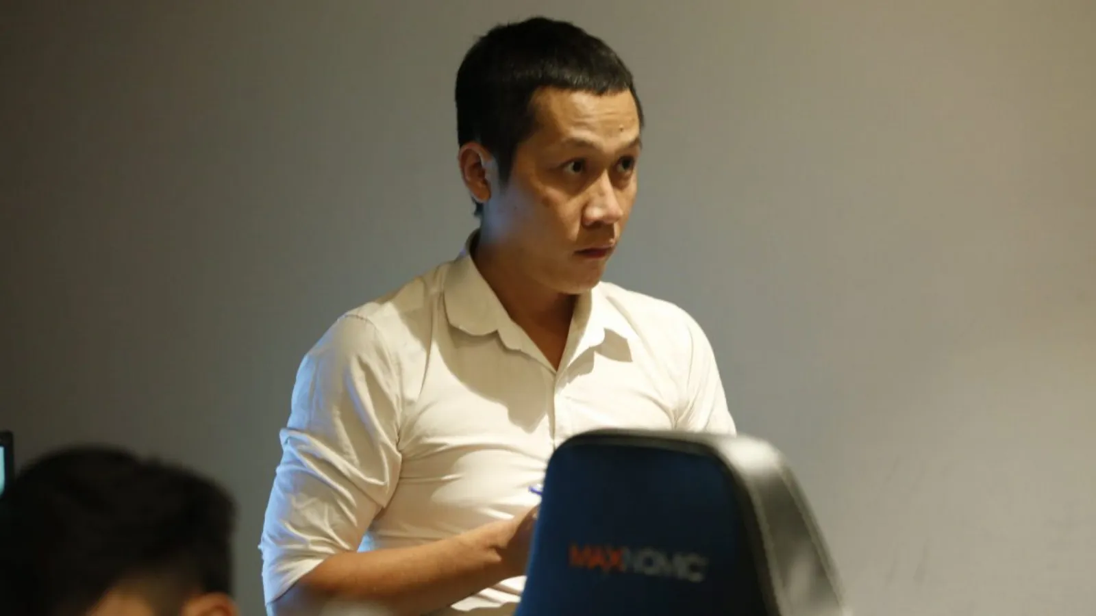 Cộng đồng VCS tranh cãi kịch liệt xoay quanh Thầy Giáo Ba: Trình độ kém hay làm content?