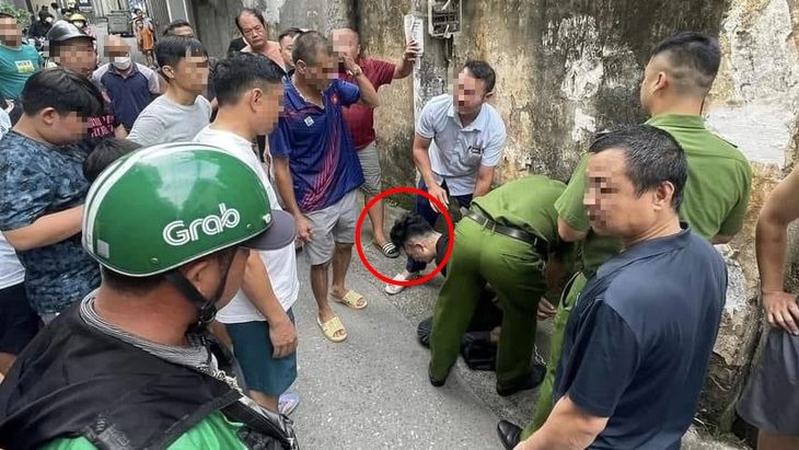 Hà Nội: Bắt nóng nghi phạm cướp tiệm vàng