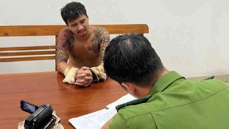 Tử hình kẻ giết hàng xóm tàn nhẫn chỉ vì nghi bị nói xấu