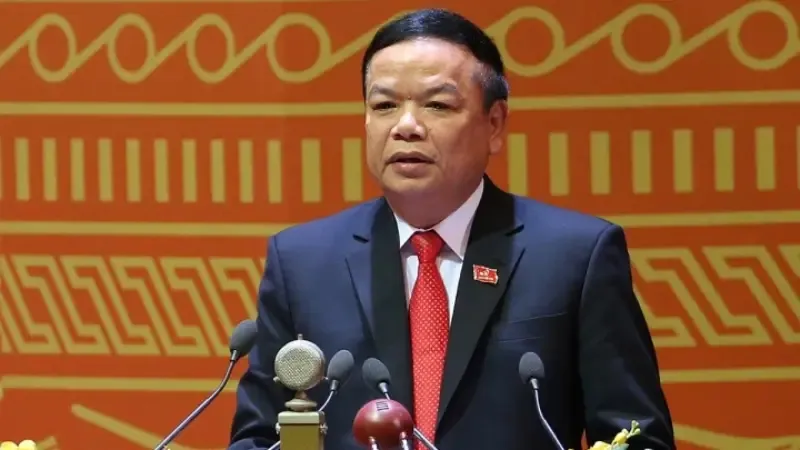 Kỷ luật cảnh cáo nguyên Chủ tịch HĐND tỉnh Thanh Hóa Mai Văn Ninh