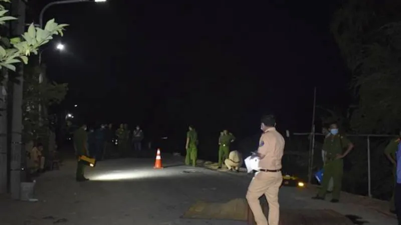 Tai nạn liên hoàn trong đêm, 2 người thương vong