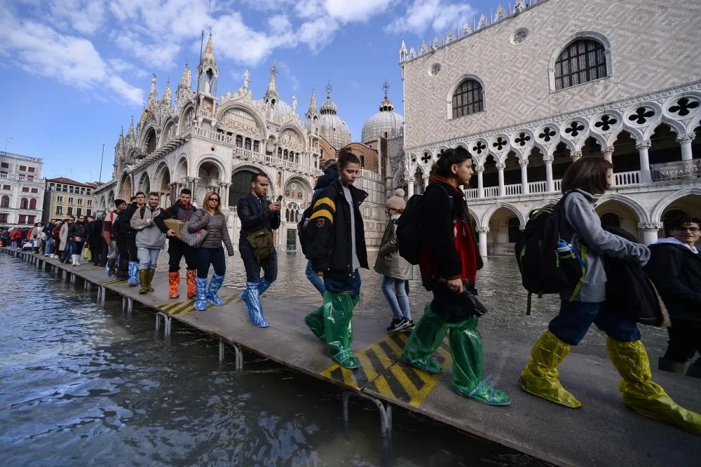 Venice thử nghiệm thu phí khách du lịch