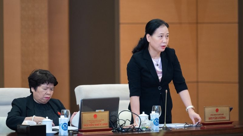 Việc cơ cấu lại tổ chức tín dụng và xử lý nợ xấu còn chậm