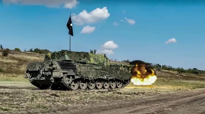 Ukraine từ chối nhận lô 10 xe tăng Đức, nguyên nhân do đâu?