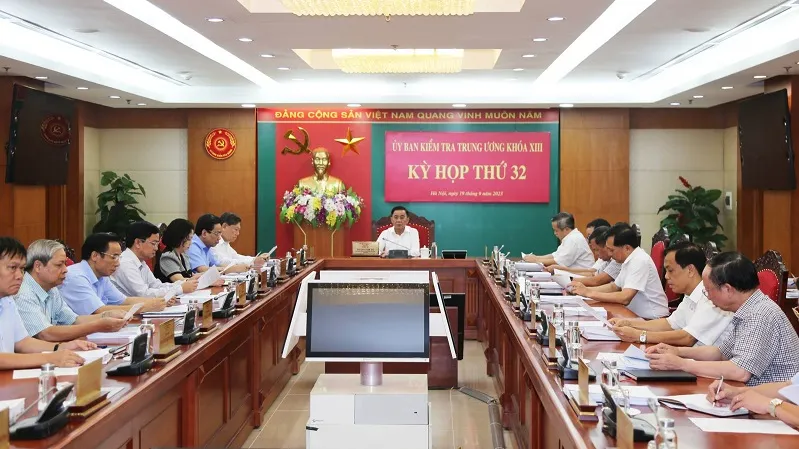 Nhiều lãnh đạo, nguyên lãnh đạo Quảng Ninh bị kỷ luật