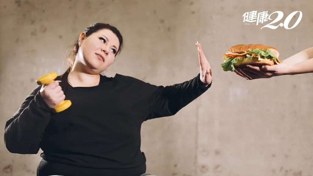 Muốn giảm cân phải ăn “no” trong bữa chính