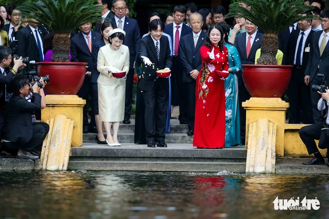 Hoàng thái tử Nhật Bản Akishino hội đàm cùng Phó Chủ tịch nước và thăm Nhà sàn Bác Hồ
