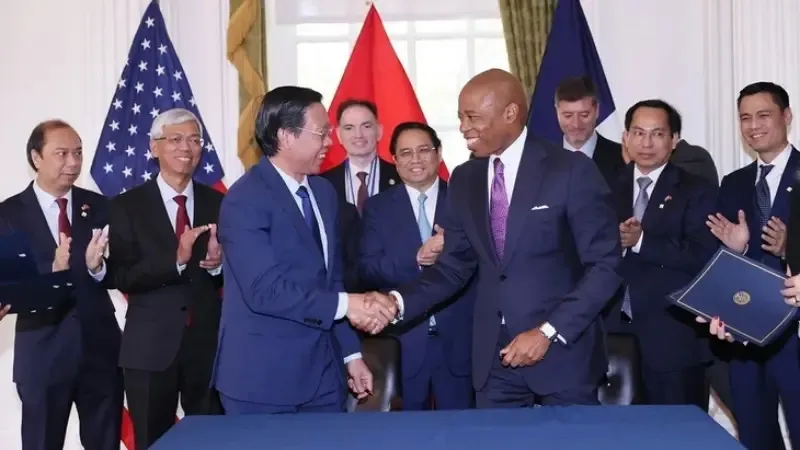 TPHCM và New York ký ghi nhớ thiết lập quan hệ kết nghĩa