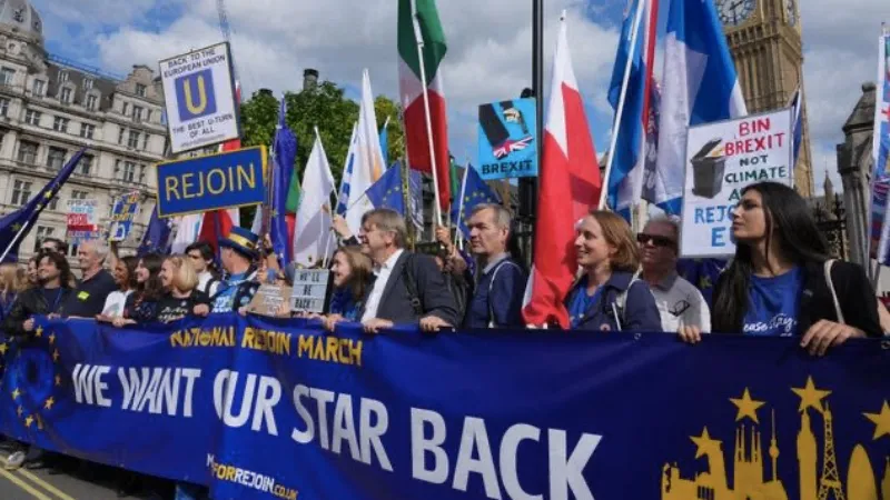 Hàng ngàn người ở Anh biểu tình đòi tái gia nhập EU