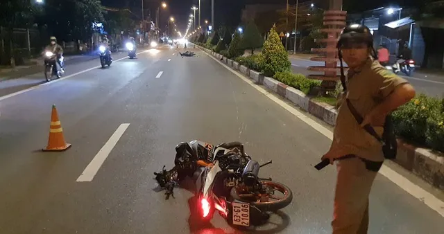 2 xe máy va chạm mạnh khiến 1 người tử vong ở Tiền Giang