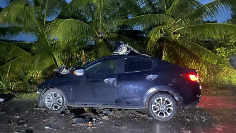 Ôtô đâm vào đuôi xe công nông, tài xế tử vong tại chỗ