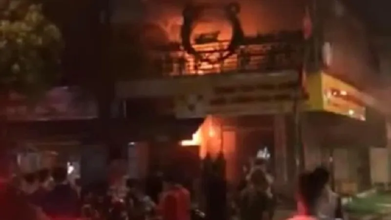 Đà Nẵng: Cháy nhà, cứu kịp 6 người