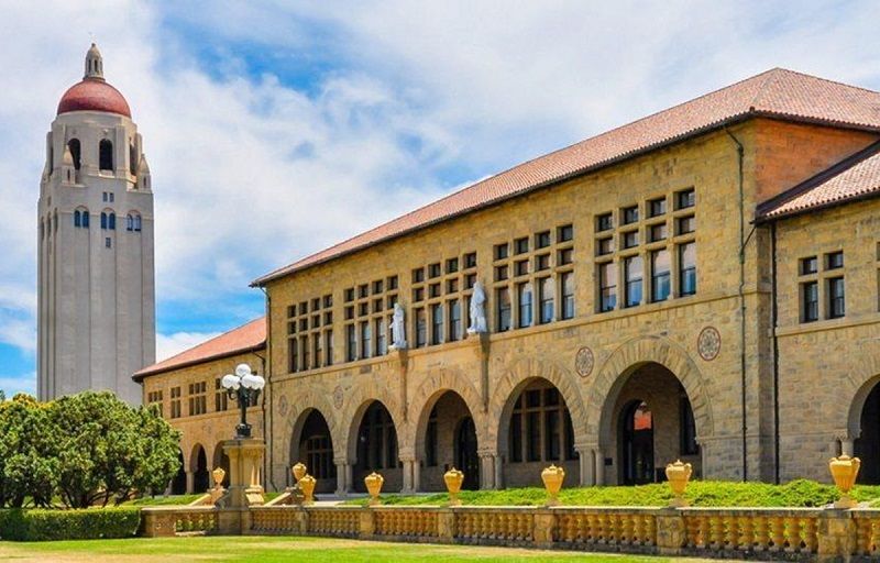 Đại học Stanford nộp phạt vì không tiết lộ nguồn tài trợ nước ngoài