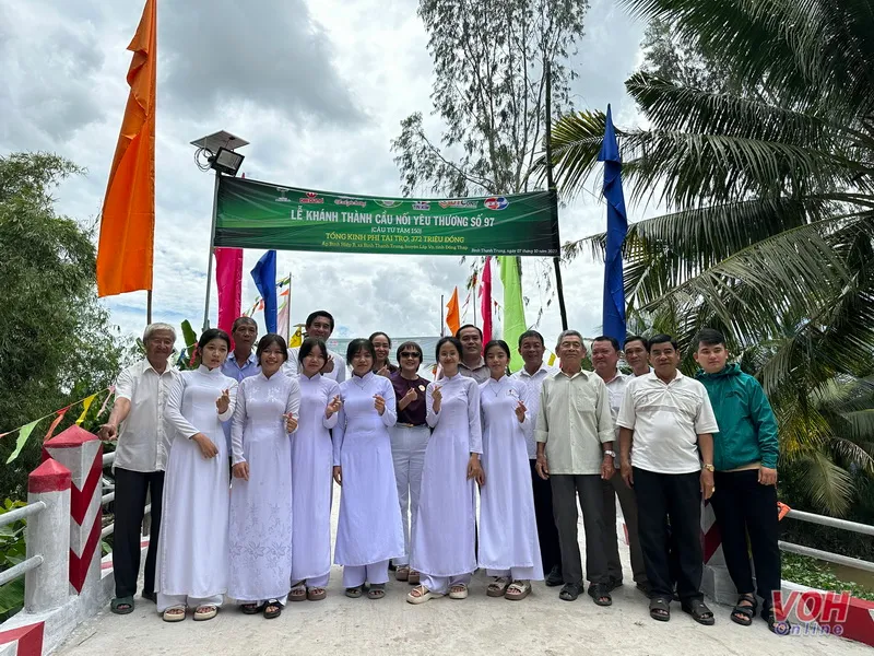 Nhựa Tiền Phong khánh thành Cầu nối yêu thương tại Đồng Tháp