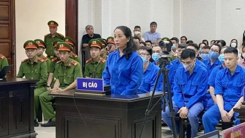 Cựu Giám đốc Sở GD-ĐT tỉnh Quảng Ninh và đồng phạm hầu tòa