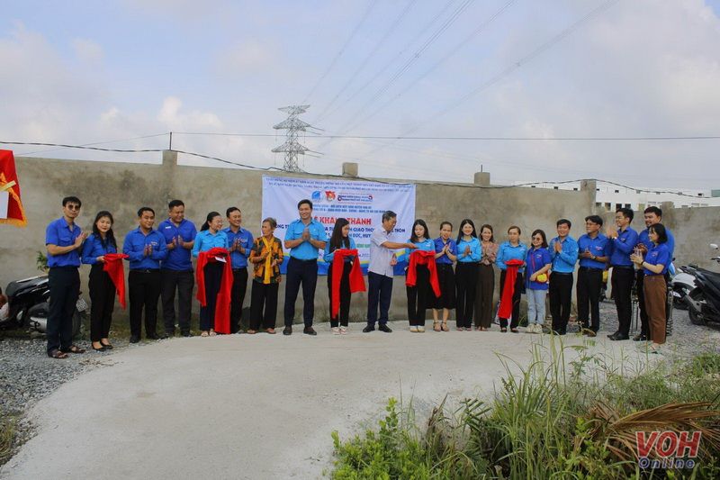 Khánh thành công trình bê-tông hóa đường giao thông nông thôn tại Xã Nhơn Đức, Huyện Nhà Bè