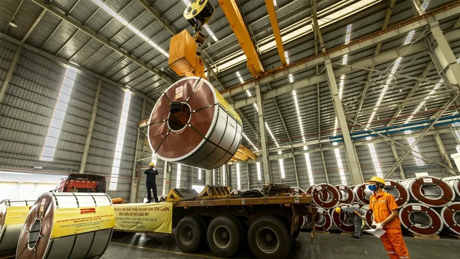 Giá sắt thép xây dựng hôm nay 12/10/2023: Đà giảm chưa dứt