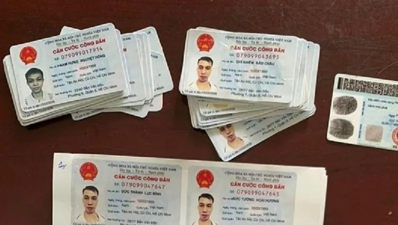 TPHCM: Phá đường dây làm Căn cước công dân giả