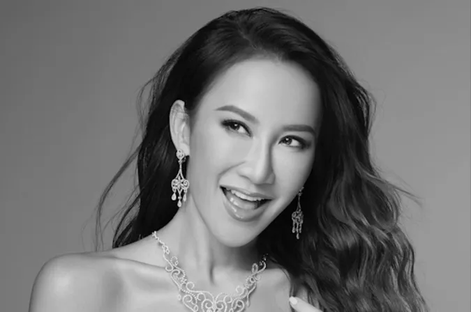 Tro cốt cố ca sĩ Coco Lee được an táng tại quê mẹ Vũ Hán vào ngày mai