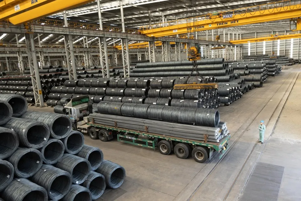 Giá sắt thép xây dựng hôm nay 23/10/2023: Giảm mạnh trong phiên đầu tuần