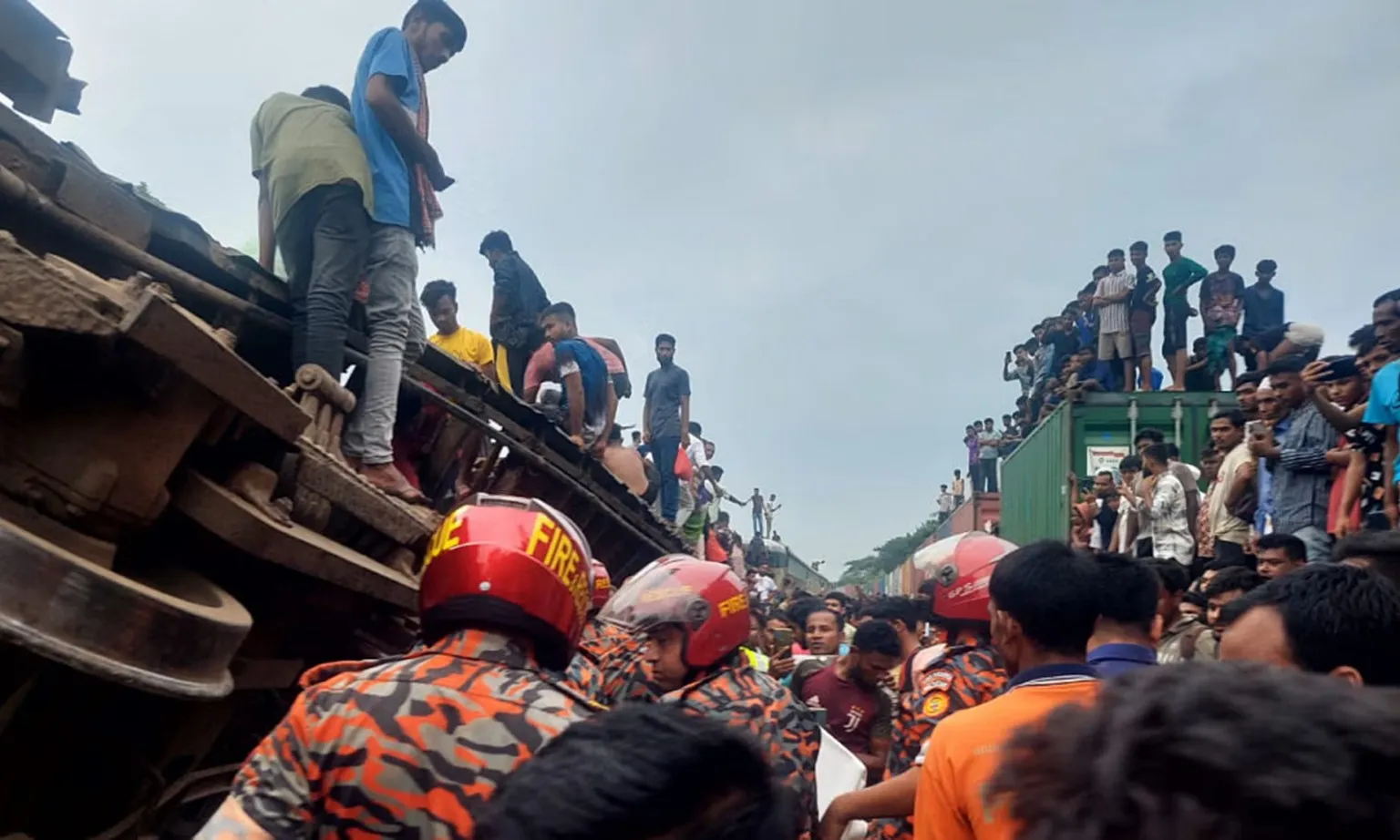 Bangladesh: Tai nạn tàu hỏa khiến ít nhất 17 người thiệt mạng