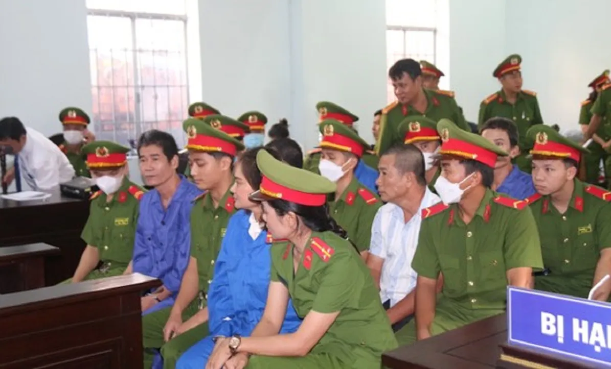 Giang hồ Thảo lụi lãnh án