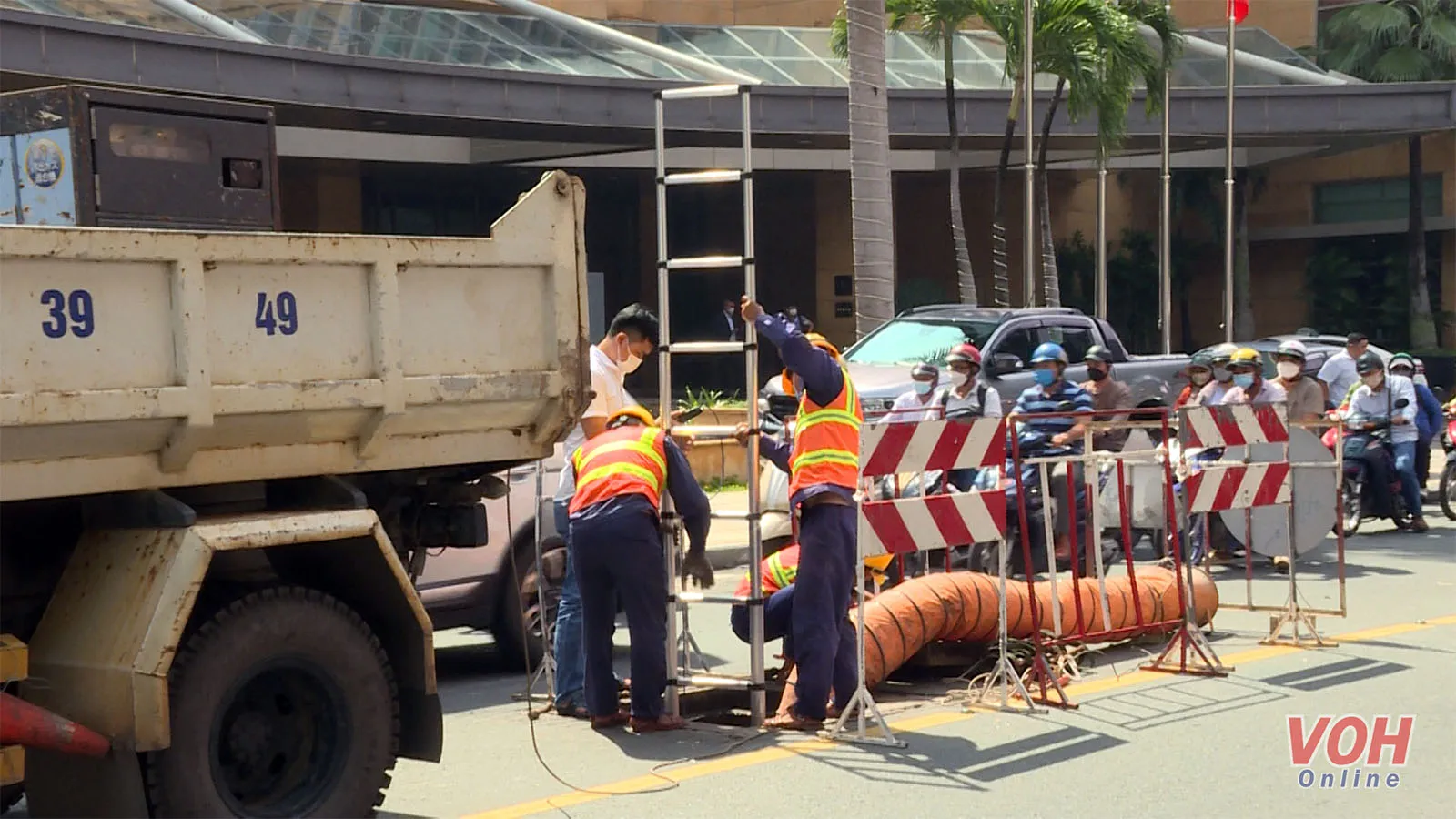 TPHCM: Hệ thống cống thoát nước đang bị xuống cấp, quá tải