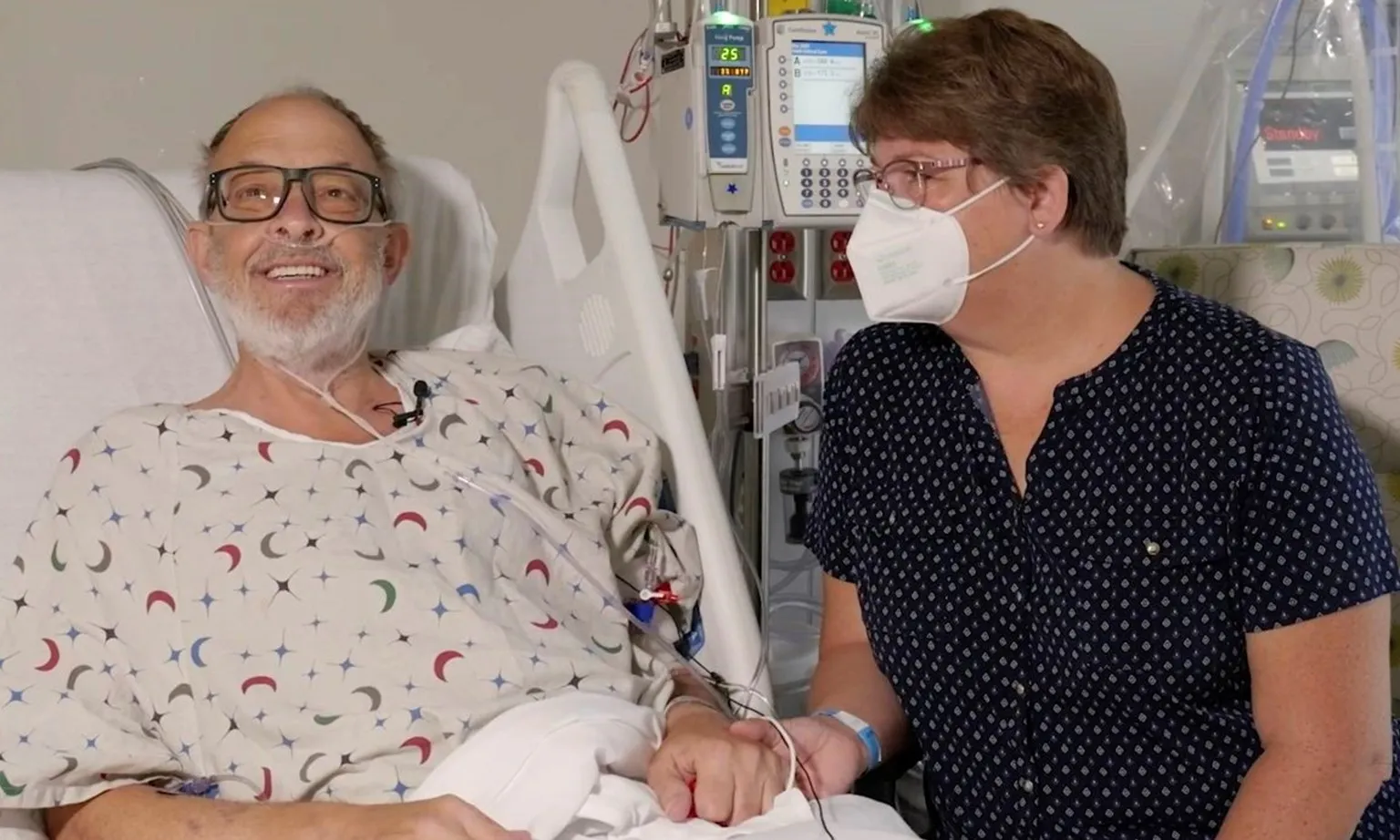 Bệnh nhân thứ hai được ghép tim heo qua đời sau 6 tuần phẫu thuật