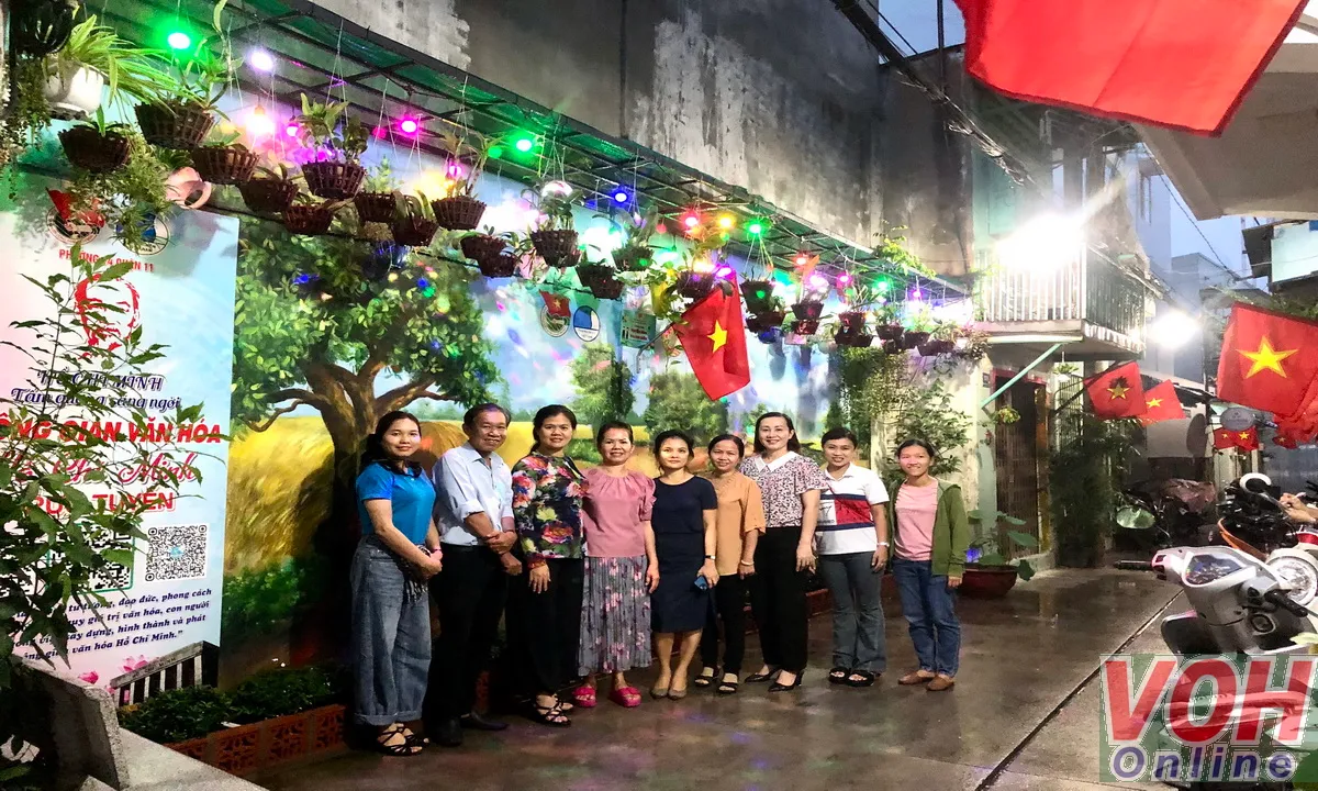 Không gian văn hóa Hồ Chí Minh trong góc phố xanh