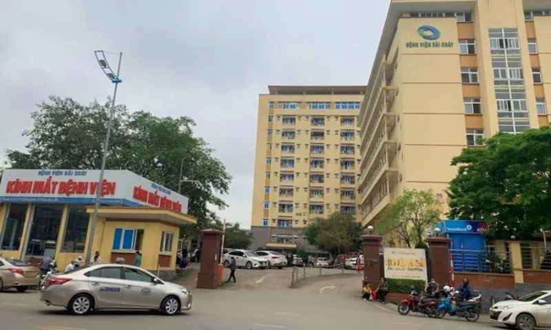 Phó Giám đốc nhà máy gạch... treo cổ tại bệnh viện