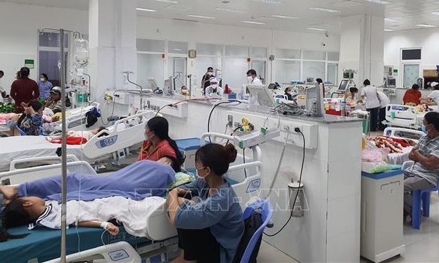Kiên Giang: Nhiều học sinh ở Rạch Giá ăn trưa xong nhập viện
