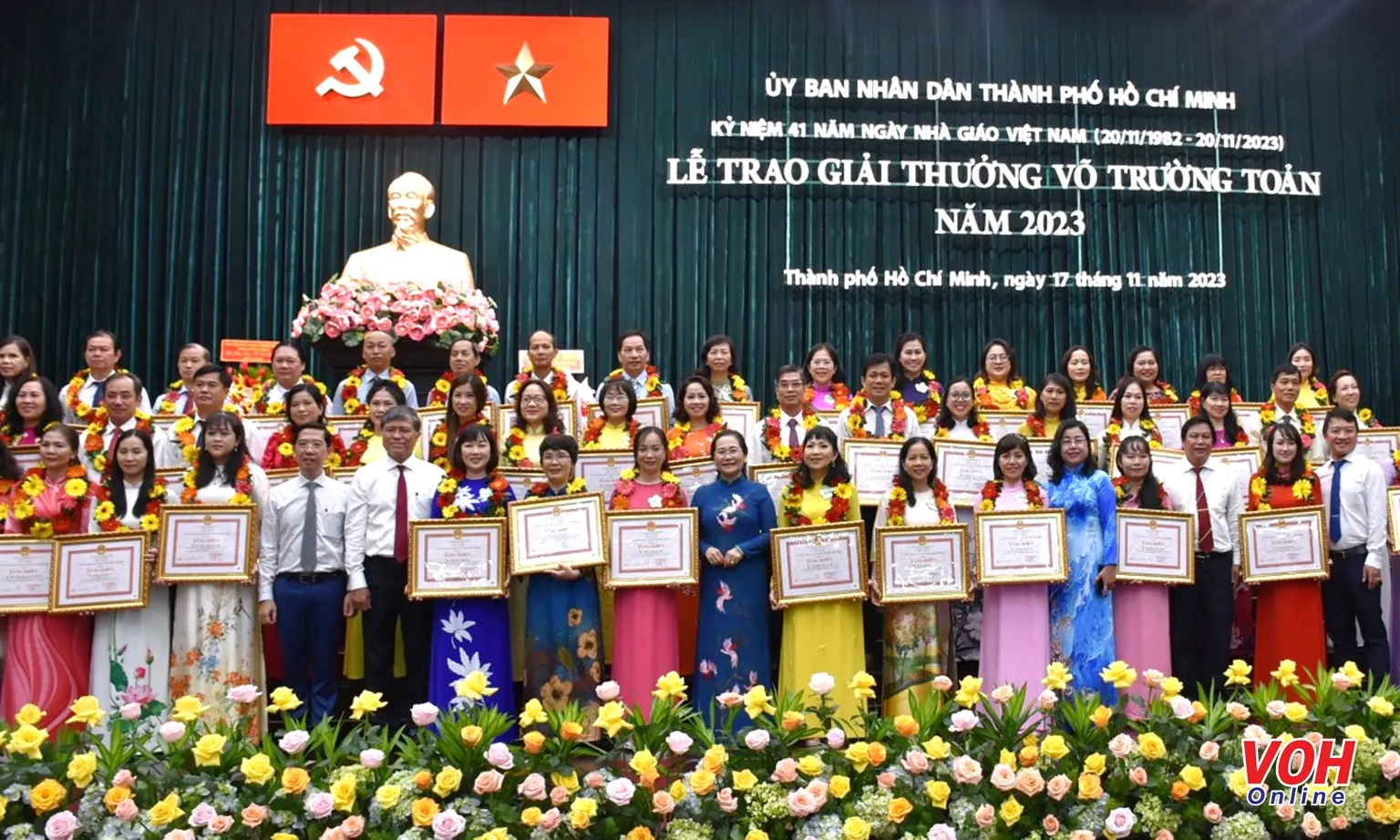 Tự hào với nghề, với sự tiên phong của ngành Giáo dục và đào tạo thành phố