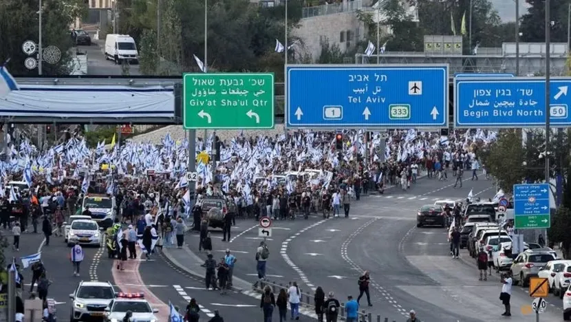 Hơn 20.000 người đổ về Jerusalem biểu tình