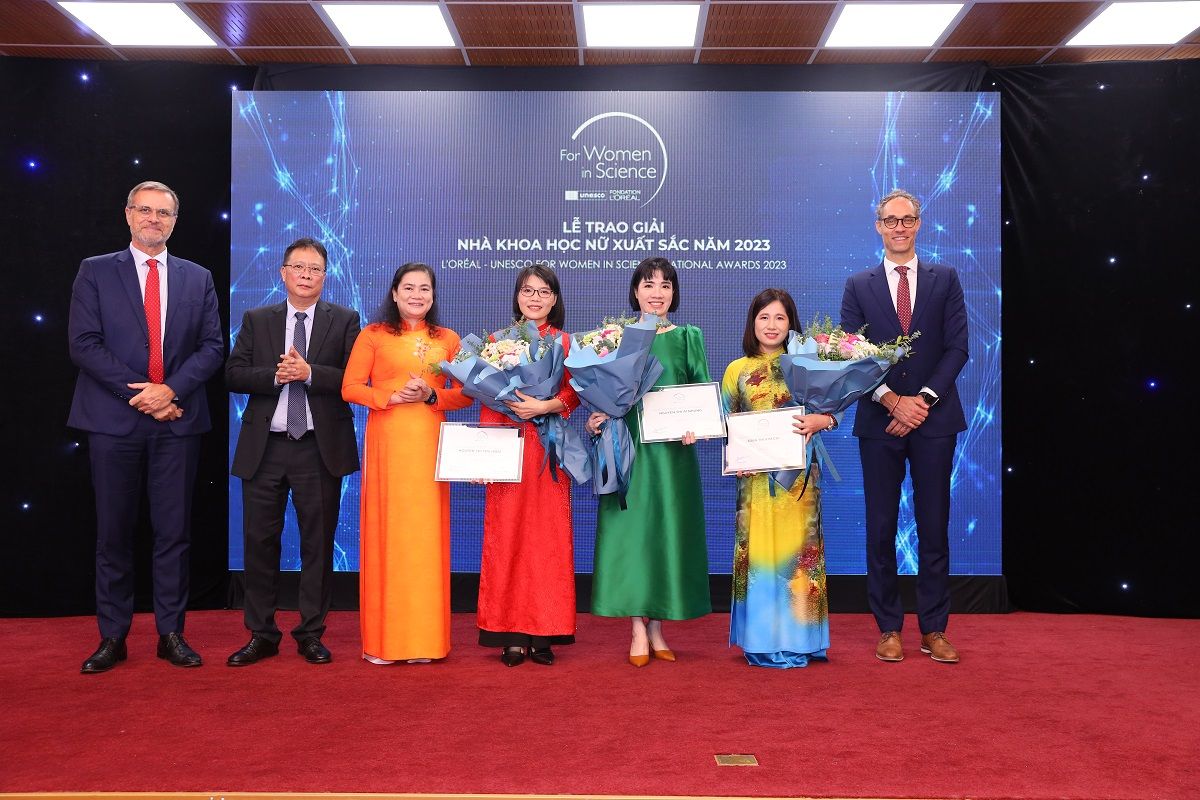 Ba nhà khoa học nữ có nghiên cứu xuất sắc được giải L’Oréal - UNESCO