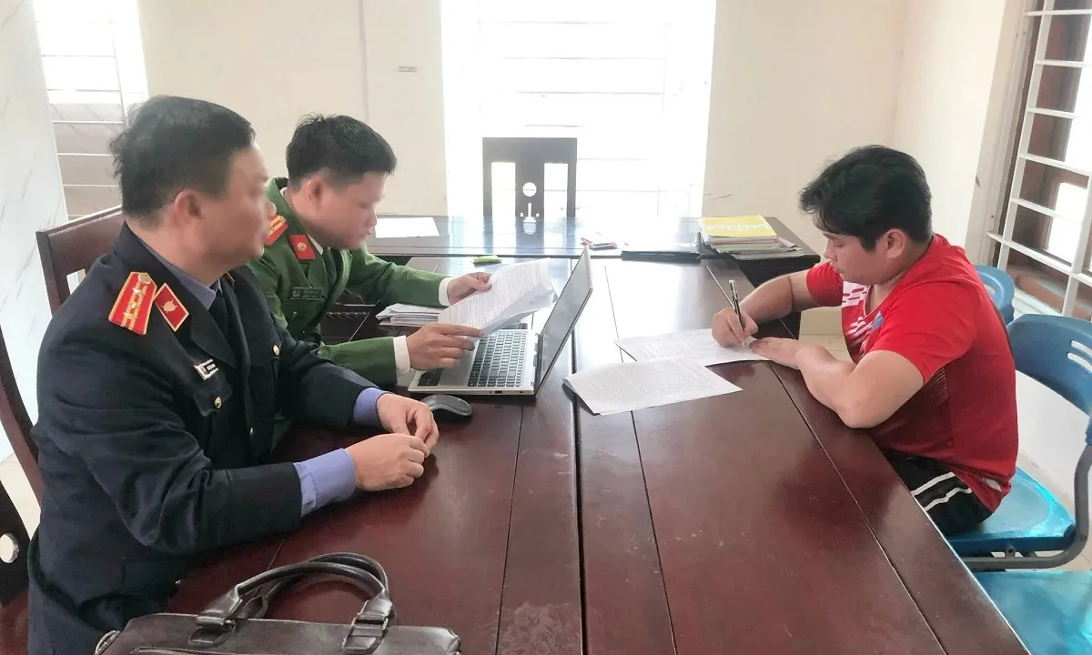 Bắt nam thanh niên lừa bạn hơn 9 tỷ đồng