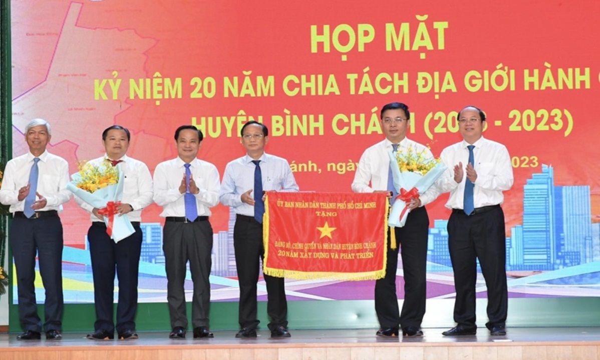 Bình Chánh 20 năm tiếp bước - phát triển