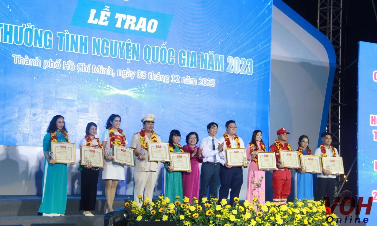 Trao Giải thưởng Tình nguyện Quốc gia năm 2023 cho 20 tập thể, cá nhân tiêu biểu