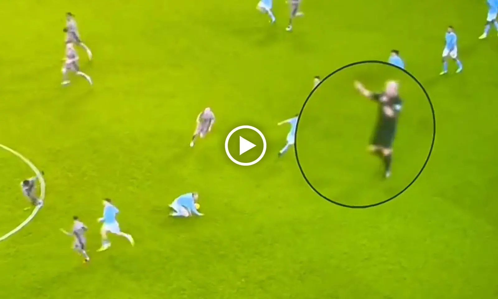 VIDEO: Trọng tài “cướp” trắng trợn cơ hội giành 3 điểm của Man City khiến Haaland nổi cơn thịnh nộ