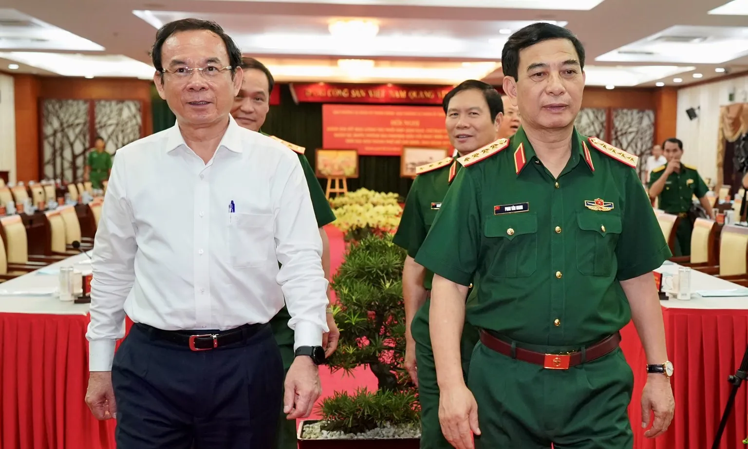 Bộ trưởng Bộ Quốc Phòng: Thế trận quốc phòng toàn dân của TPHCM ngày càng vững chắc