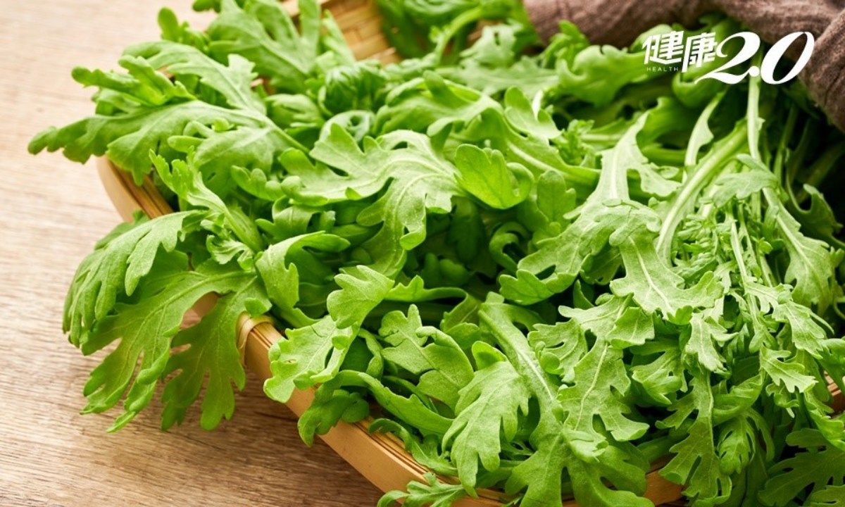 Lợi ích tuyệt vời của rau tần ô cho sức khỏe