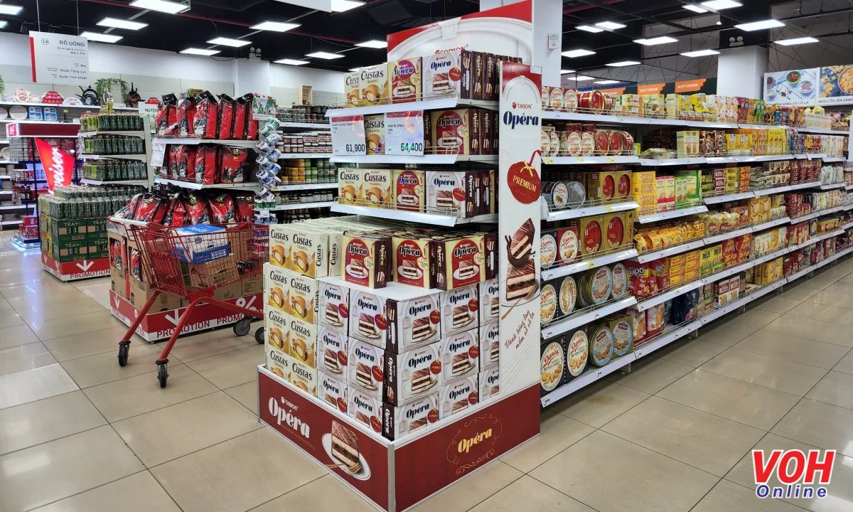 Hàng Việt Nam vững chắc sân nhà, vươn ra thế giới