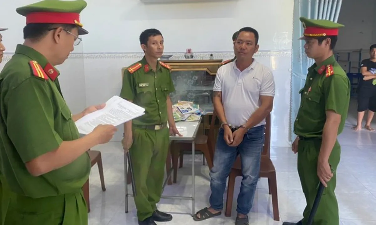 Nam thanh niên bị đối tác của mẹ chặn đường đánh nguy kịch