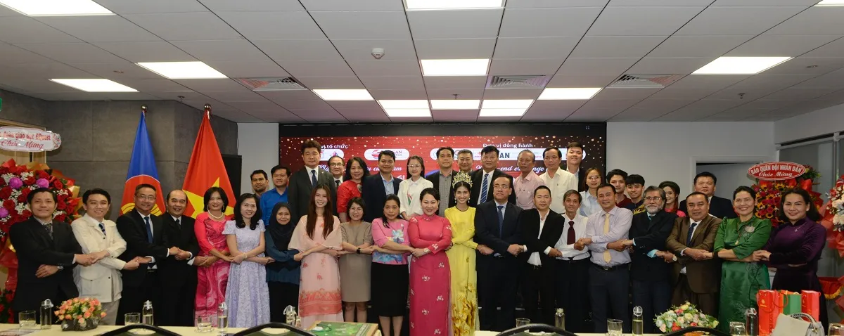 Thắm tình đoàn kết hữu nghị ASEAN 2023
