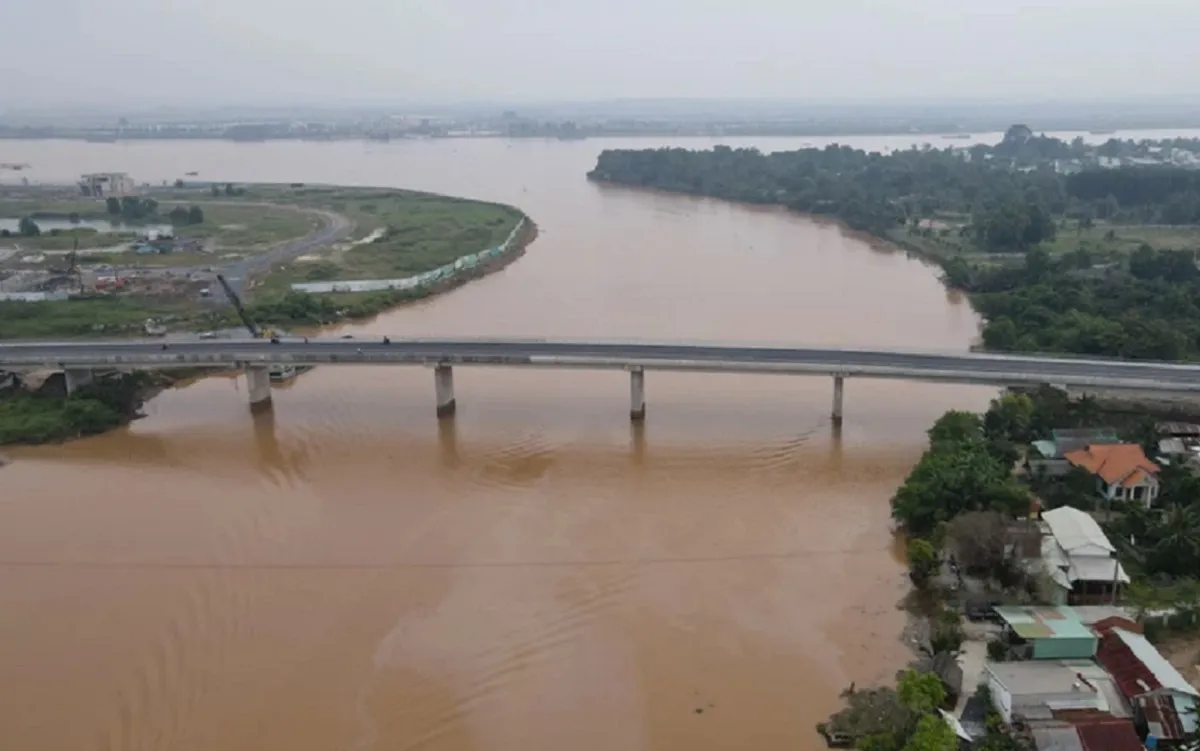 Có cầu Long Đại: Rút ngắn quãng đường từ 10km xuống 500m