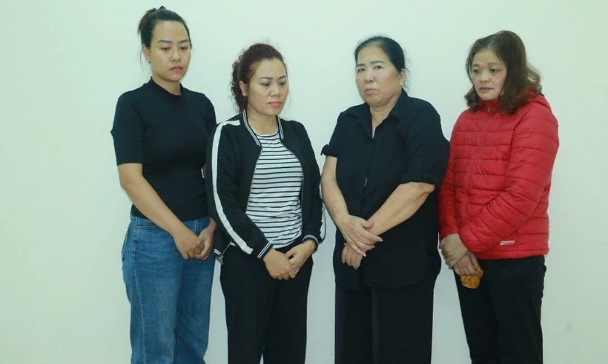 Phá đường dây đánh bạc liên tỉnh do 2 nữ quái cầm đầu