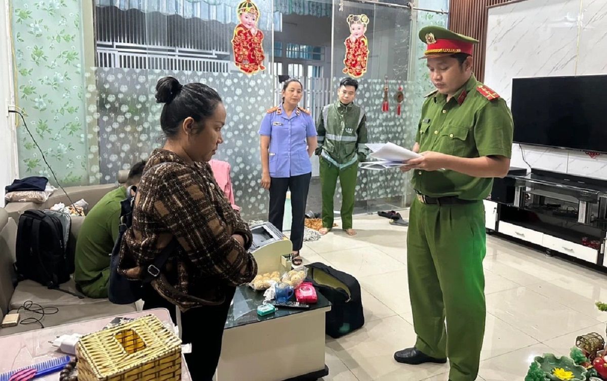 Điều hành hơn 50 doanh nghiệp ma, xuất khống hóa đơn hơn 2.000 tỷ đồng