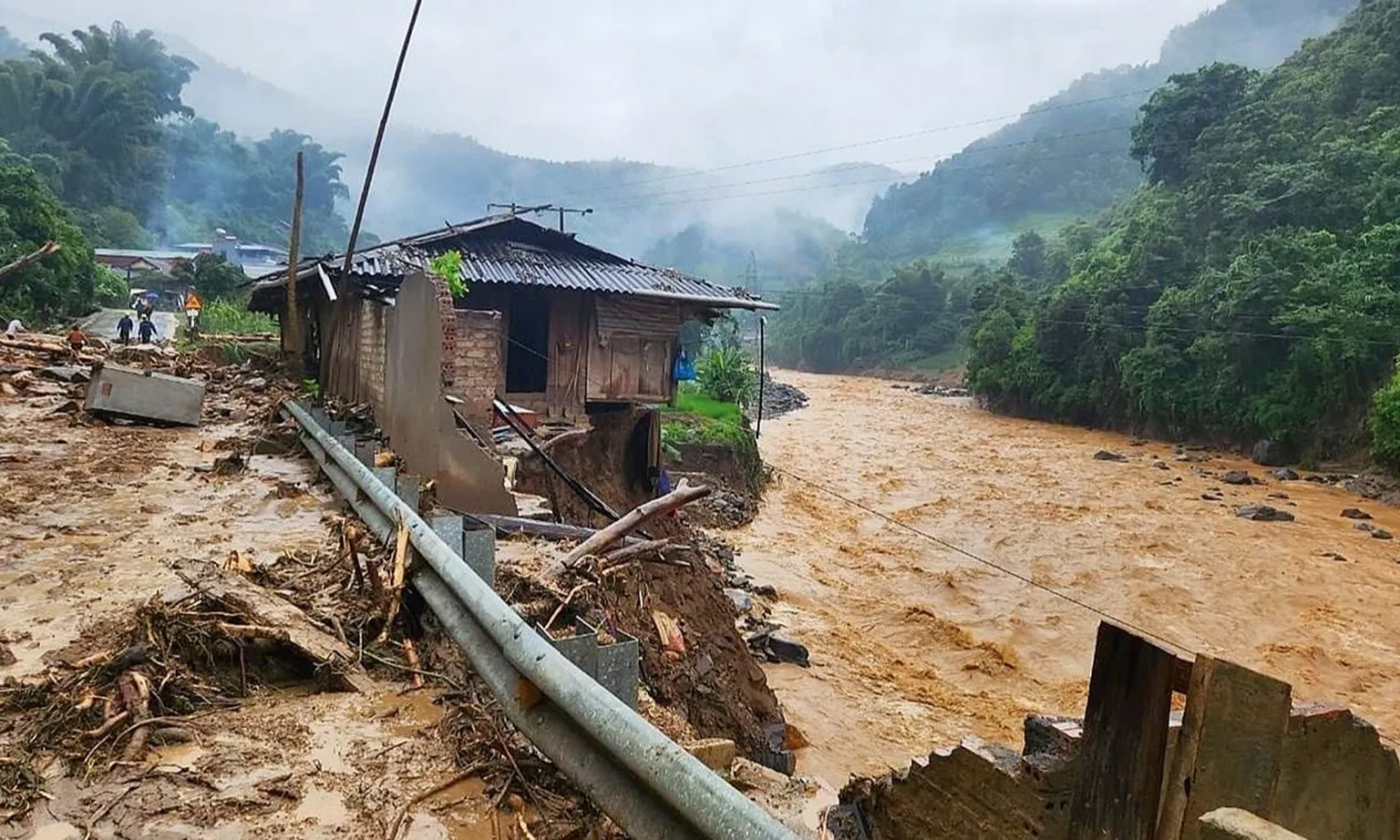 Năm 2023: Thiên tai gây thiệt hại hơn 8.200 tỷ đồng