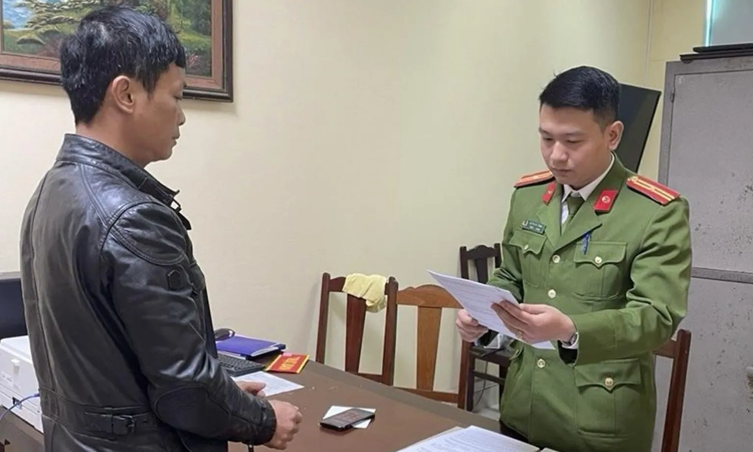Phú Thọ: Bắt Phó Trưởng phòng Tài nguyên môi trường huyện Phù Ninh