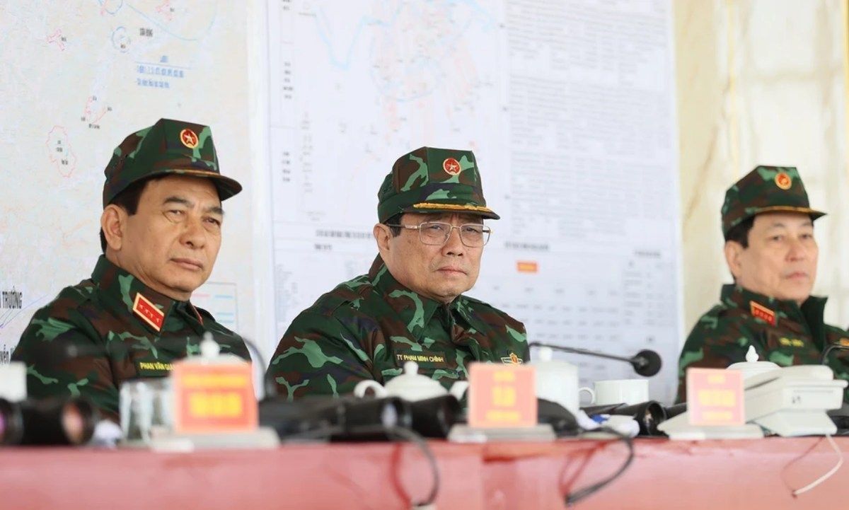 Thủ tướng: Nâng cao khả năng tác chiến trong môi trường chiến tranh hiện đại