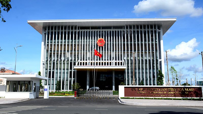 Trong vòng 2 tuần: 2 cán bộ ở Cà Mau tử vong tại phòng làm việc